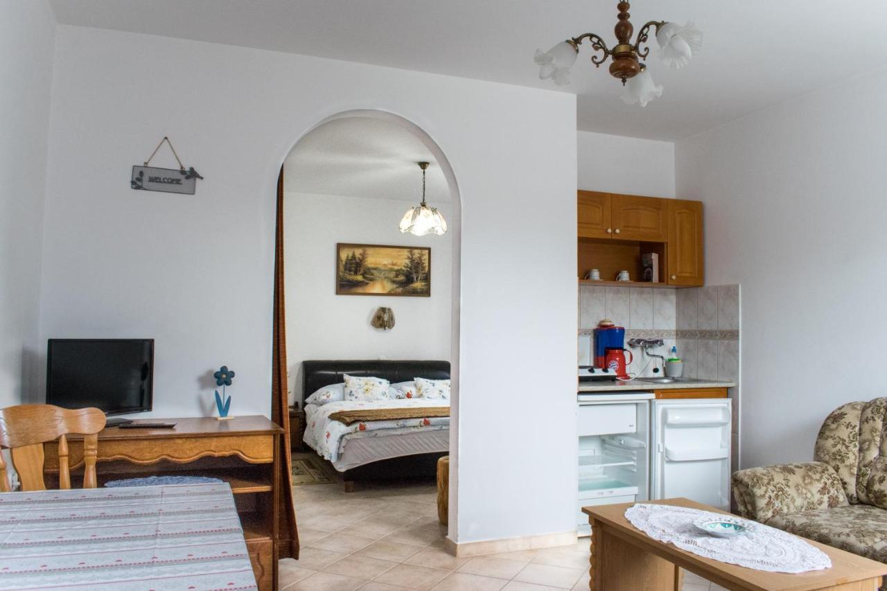 Levendula Apartman 잘라카로쉬 외부 사진